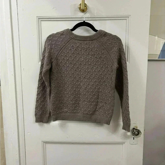 Old Navy Crew Neck Cable Knit Long Sleeve Pullover Sweater Sz XS - Picture 5 of 11